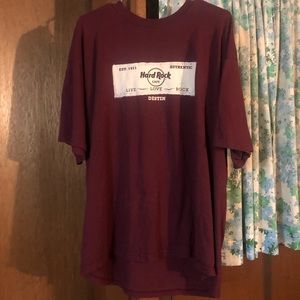 Maroon Hard Rock Cafe T-shirt